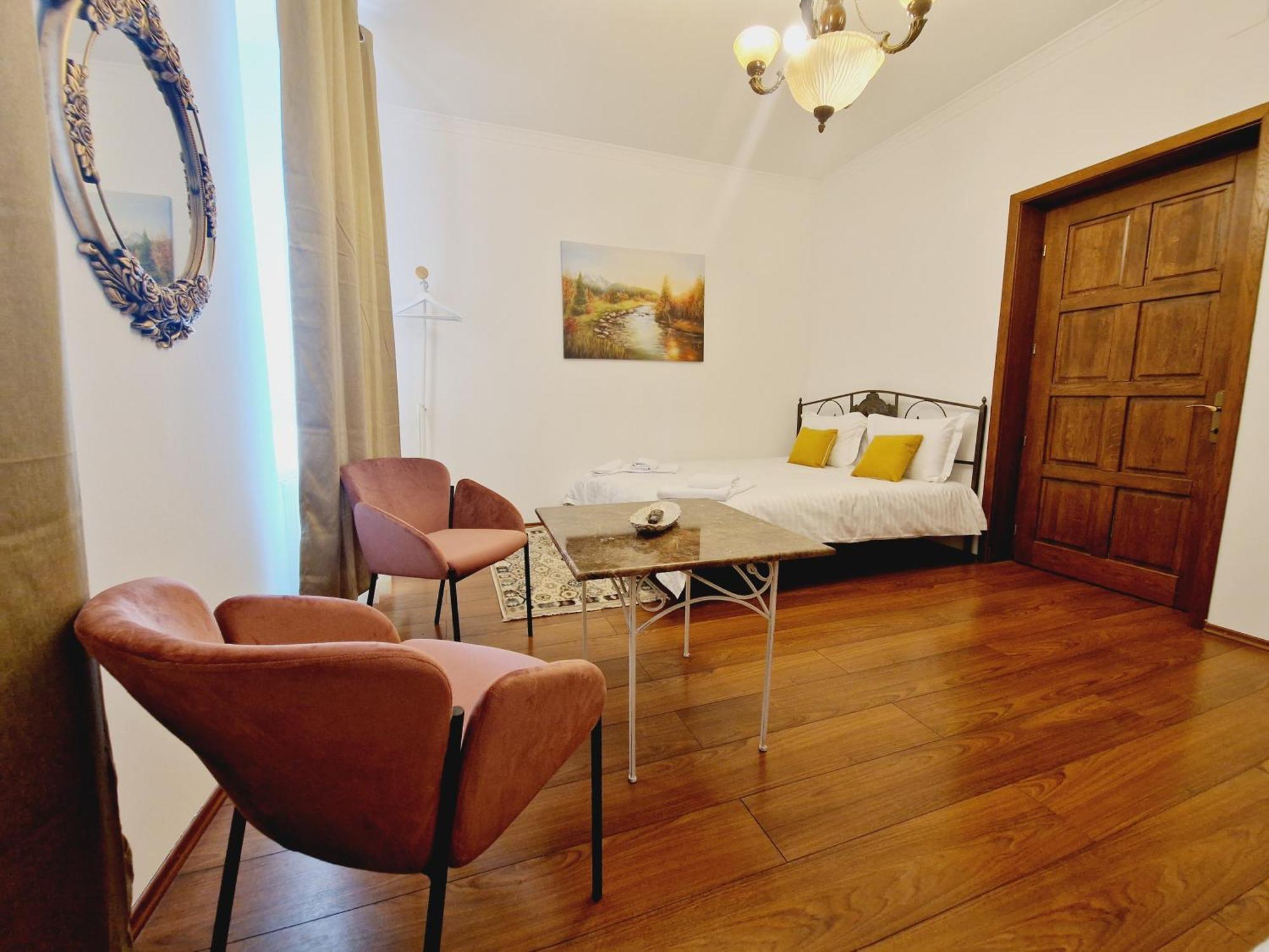5* Royal House Near Unirii Square Vila Cluj-Napoca Exterior foto