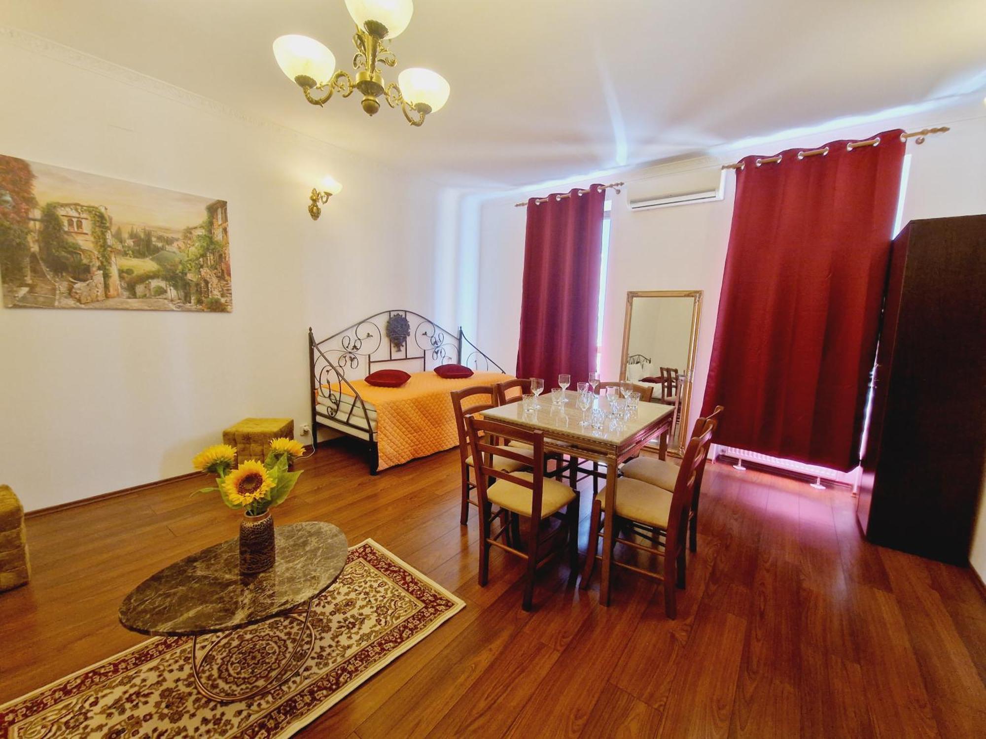 5* Royal House Near Unirii Square Vila Cluj-Napoca Exterior foto